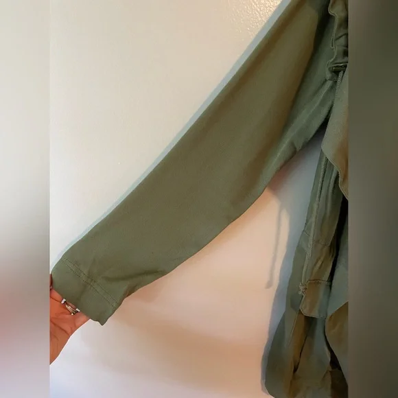 Billabong - Picture 6 of 8